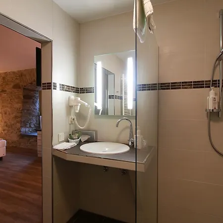 מלון Schlosshotel Weilburg