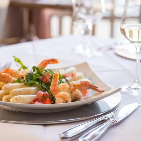 Schlosshotel Weilburg מלון 4*