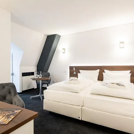 מלון Schlosshotel Weilburg ויילבורג