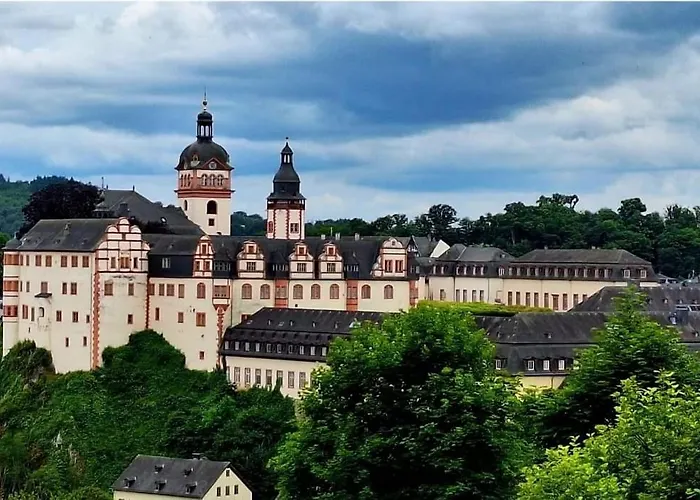 Отель Schlosshotel Weilburg