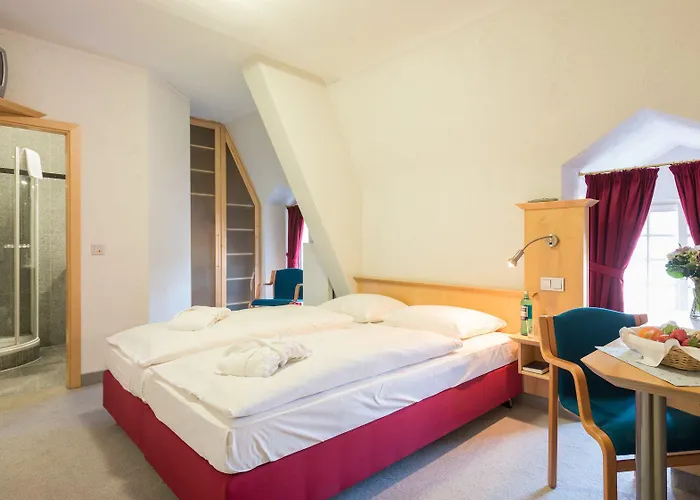 Отель Schlosshotel Weilburg 4*