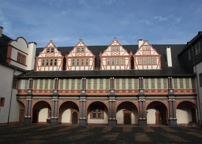 Отель Schlosshotel Weilburg 4*